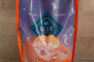 Blue Buffalo Weight Control Natural Adult Dry Cat Food